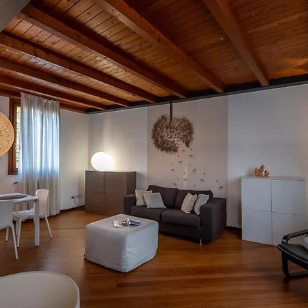Trentin Flat - Affitti Brevi Italia